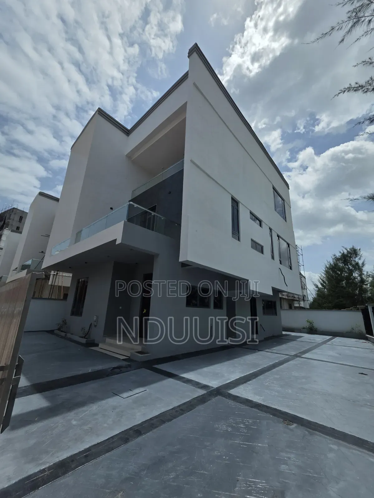 5bdrm Duplex in Periwinkle Estate, Lekki Phase 1 for sale in Lekki Phase 1