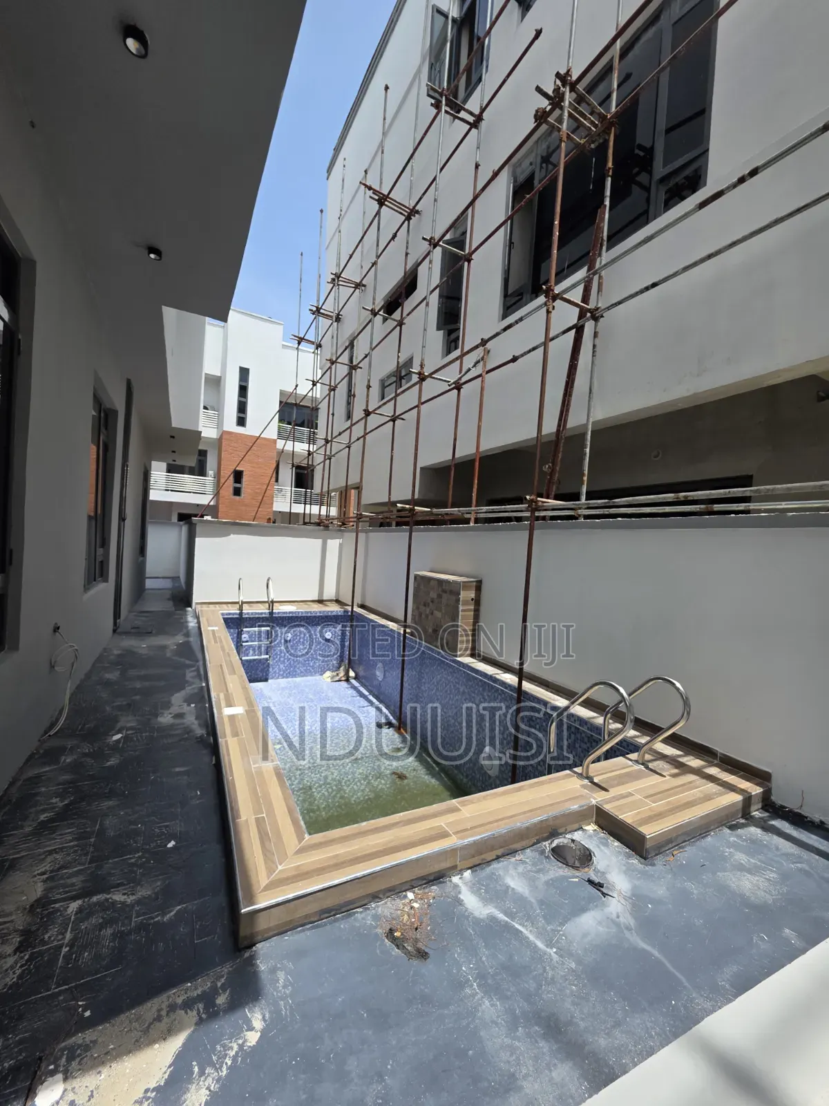 5bdrm Duplex in Periwinkle Estate, Lekki Phase 1 for sale in Lekki Phase 1