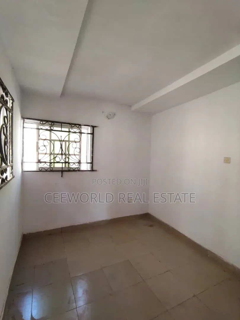 1bdrm Apartment in Zionist Estate, Akala Express for rent in Akala Express