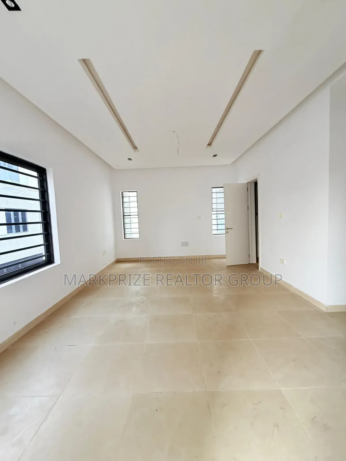 4bdrm Duplex in Adeniyi Jones Ikeja for sale in Adeniyi Jones
