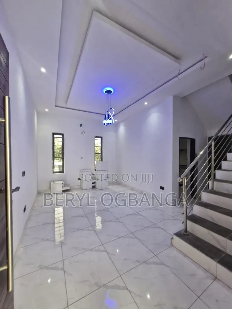 3bdrm Duplex in Ado / Ajah for sale in Ado / Ajah