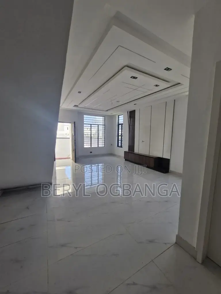 4bdrm Duplex in Ado / Ajah for sale in Ado / Ajah