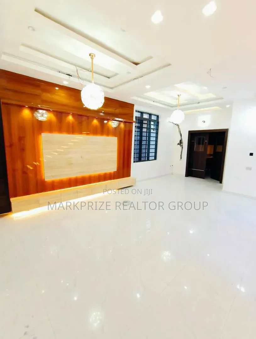 Furnished 4bdrm Duplex in College Road Fagba for sale in College