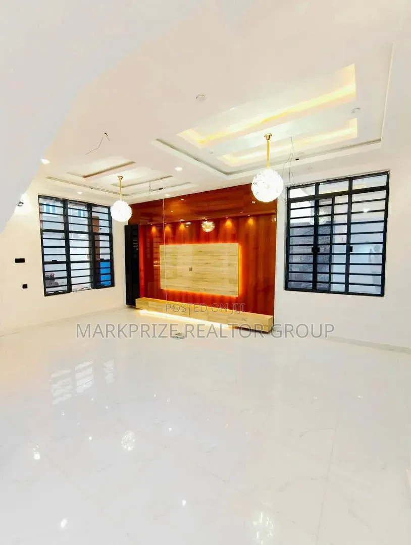 Furnished 4bdrm Duplex in College Road Fagba for sale in College