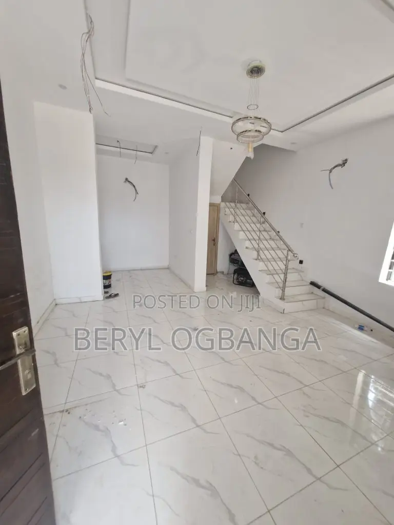 3bdrm Duplex in Ado / Ajah for sale in Ado / Ajah