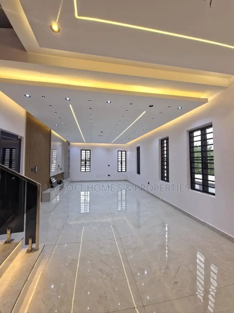 4bdrm Duplex in Agodi Gra, Ibadan for sale in Agodi
