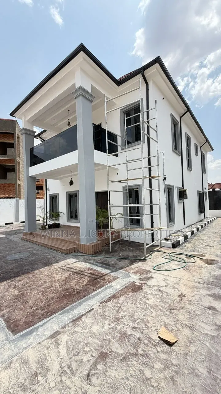 5bdrm Duplex in Citiscape Court, for sale in Lokogoma