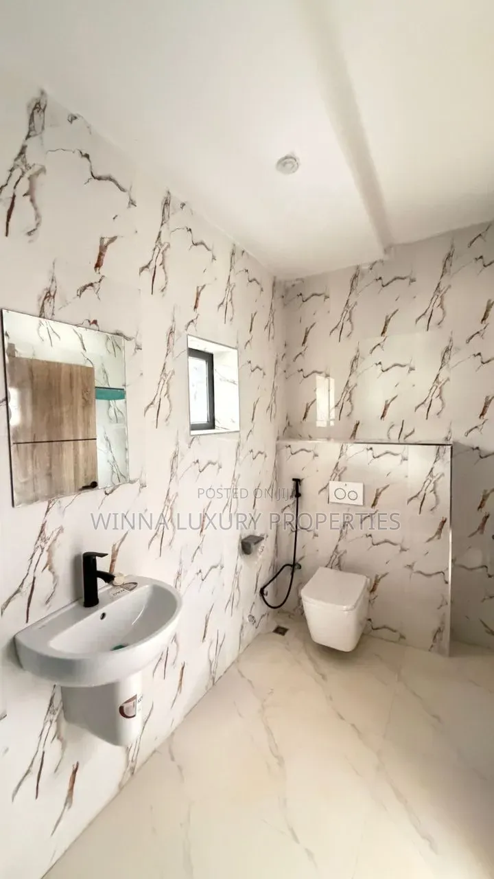 5bdrm Duplex in Citiscape Court, for sale in Lokogoma