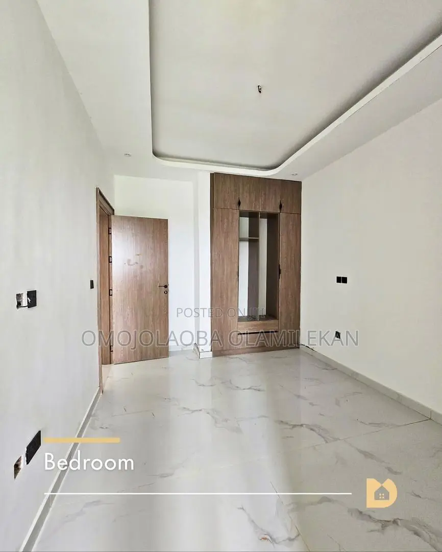 2bdrm Apartment in Lekki Phase 1 for rent in Lekki Phase 1