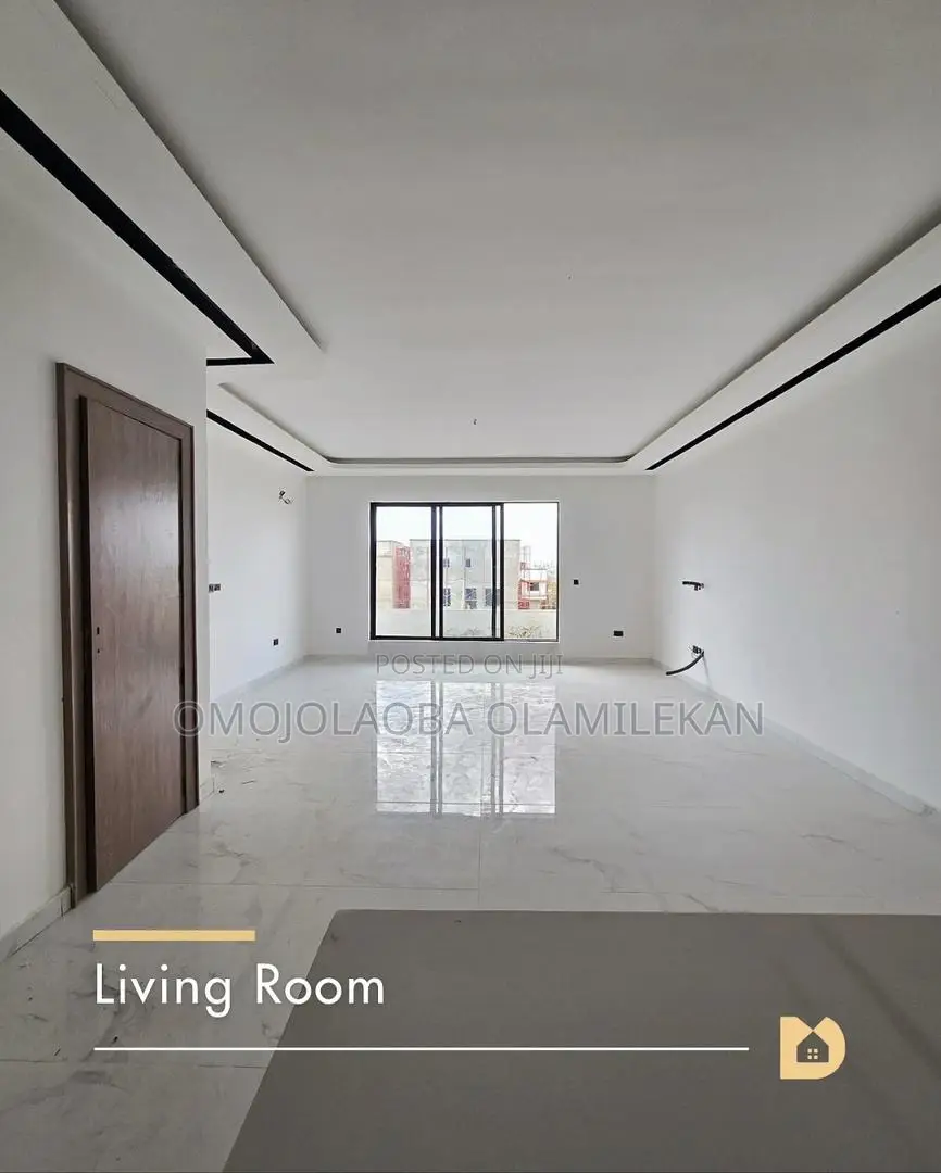 2bdrm Apartment in Lekki Phase 1 for rent in Lekki Phase 1