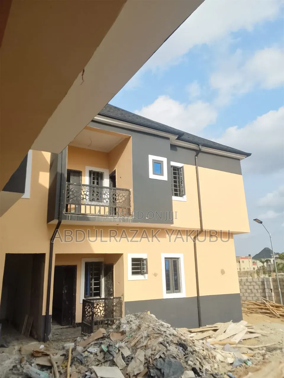 2bdrm Block of Flats in Only God Is Good, Sabon Lugbe for rent in Sabon Lugbe