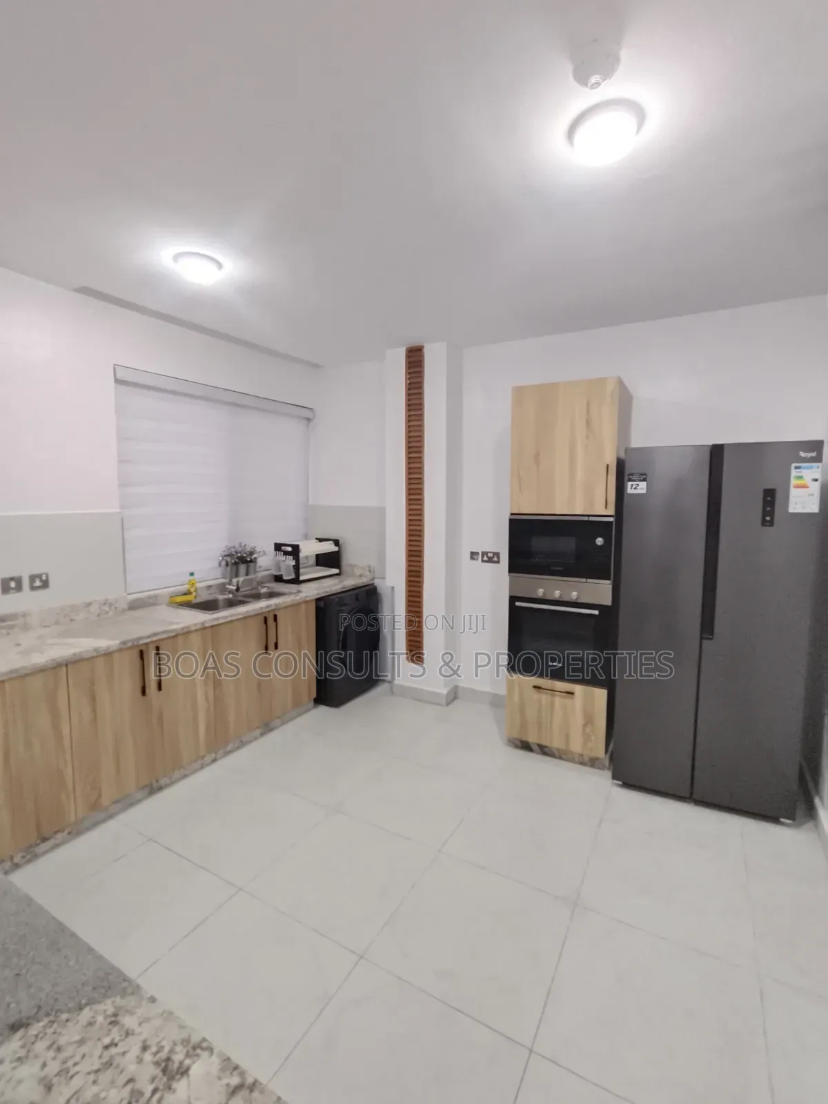 Furnished 3bdrm Block of Flats in Akin Adesola for sale in Akin Adesola