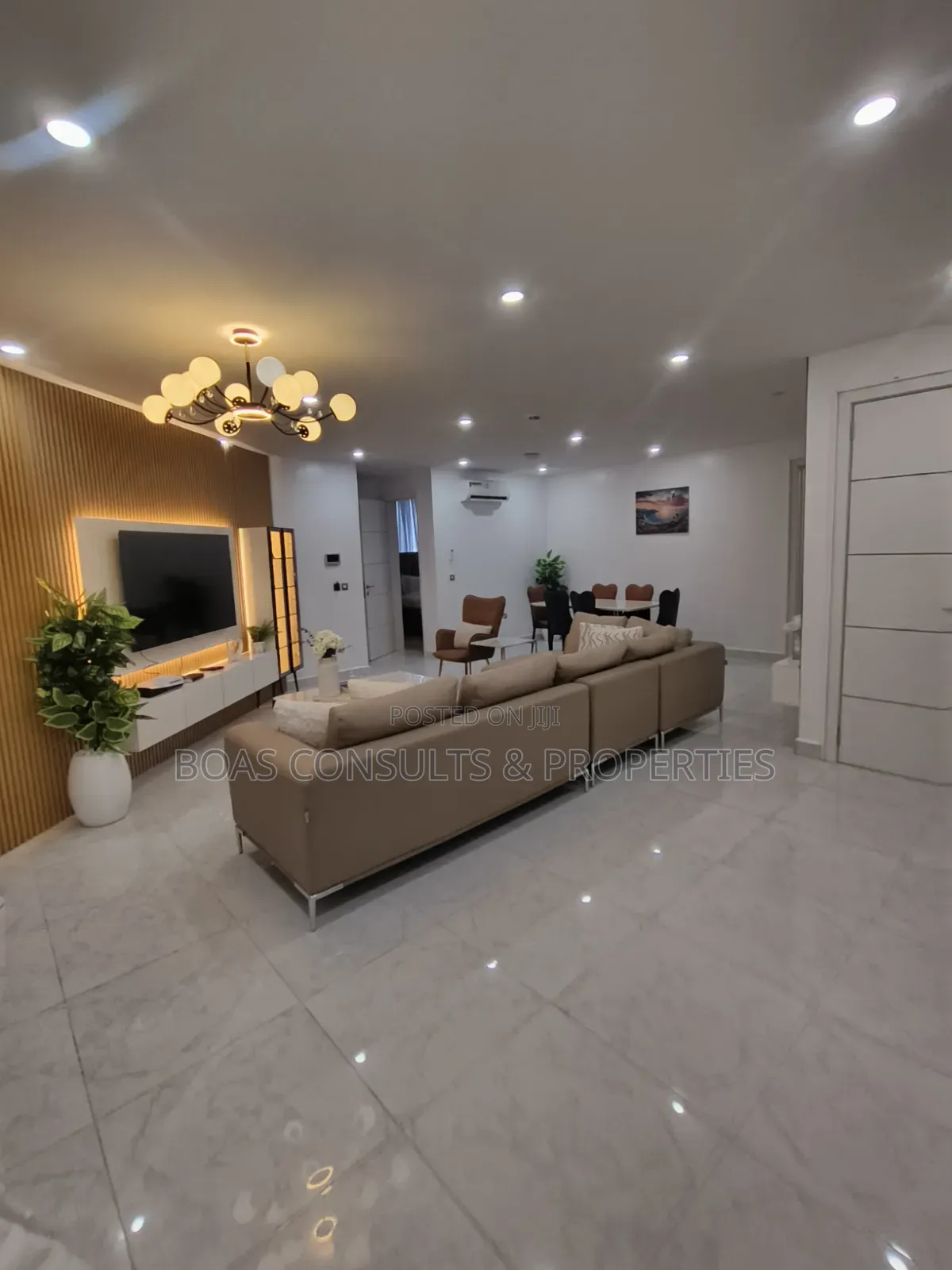 Furnished 3bdrm Block of Flats in Akin Adesola for sale in Akin Adesola