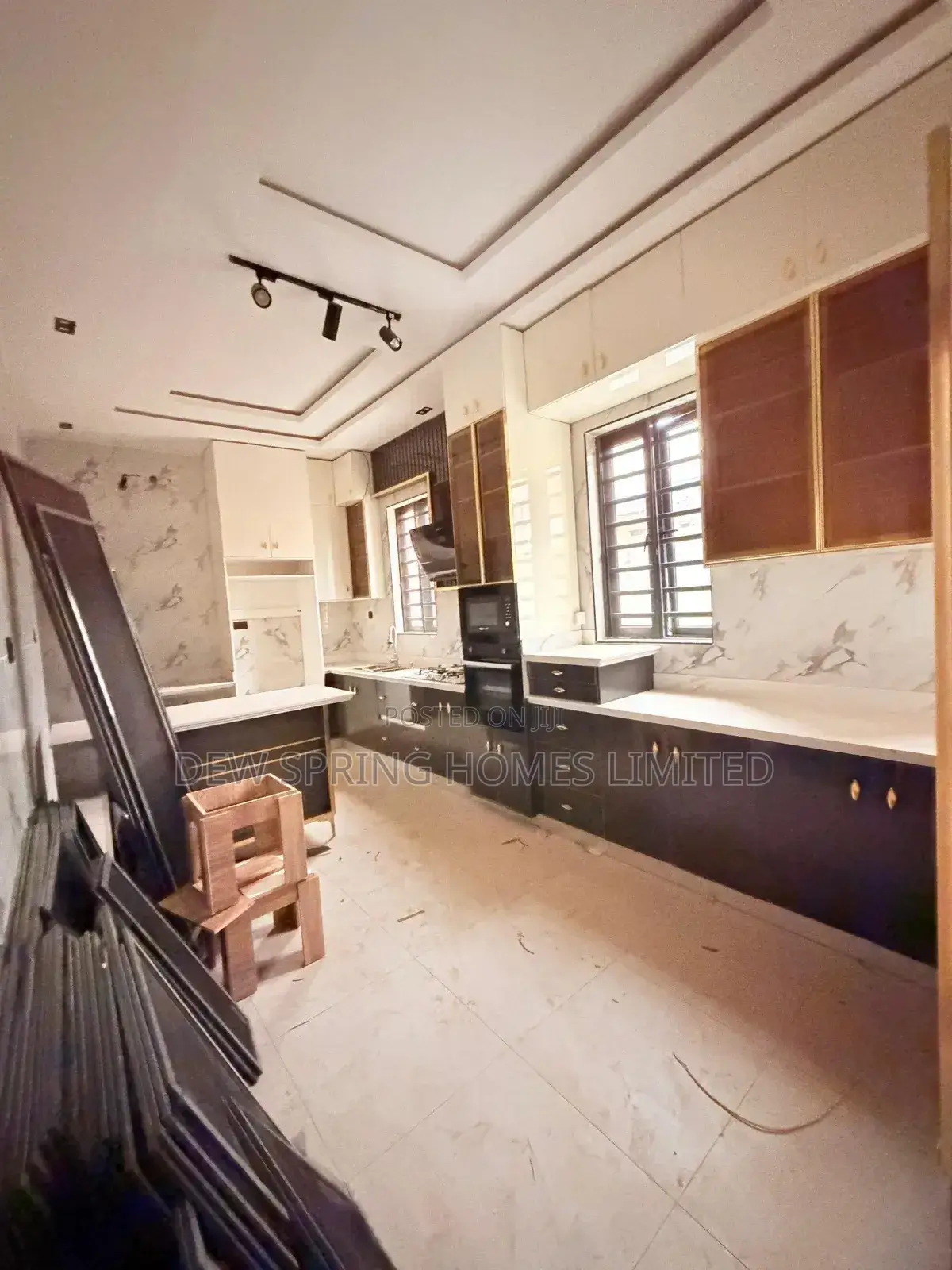 5bdrm Duplex in Magodo Phase 1 for sale in Magodo Isheri