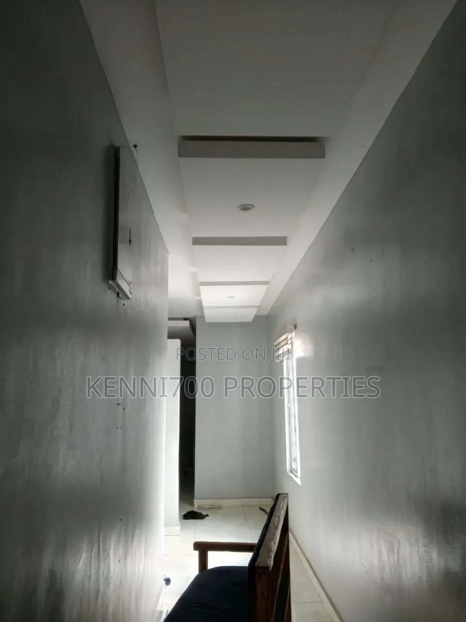 6bdrm Block of Flats in Araromi, Elemoro for sale in Elemoro