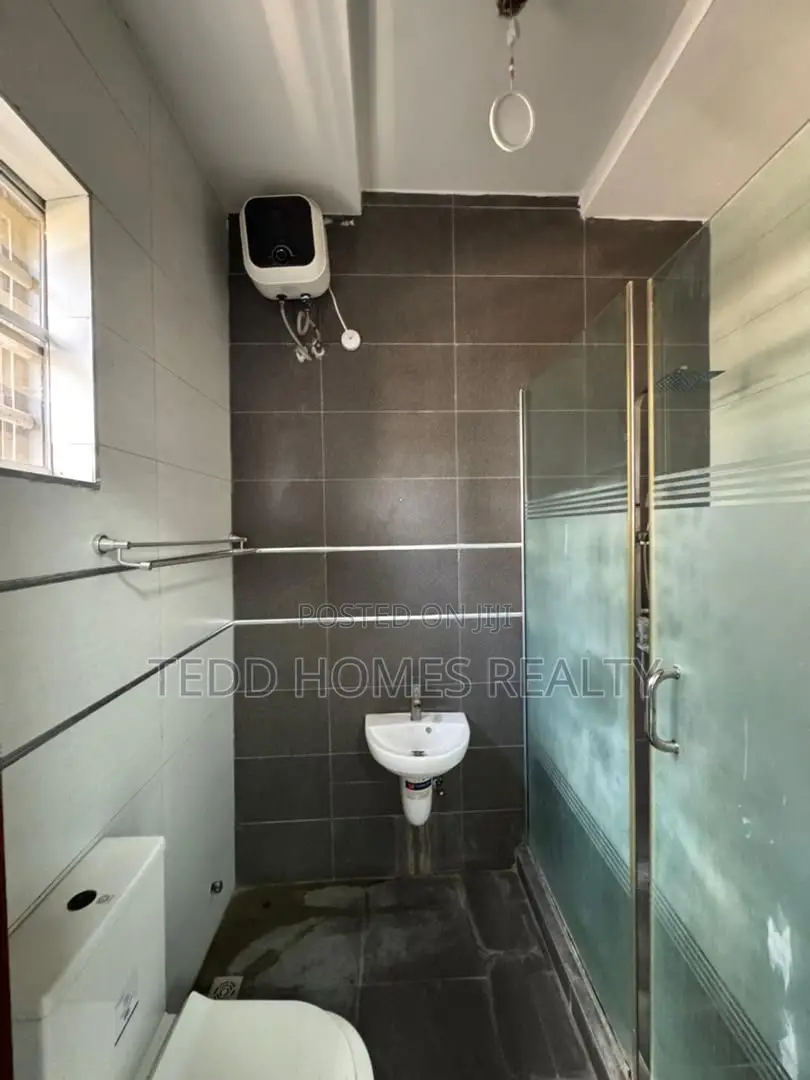 5bdrm Duplex in Ikate for rent in Ikate
