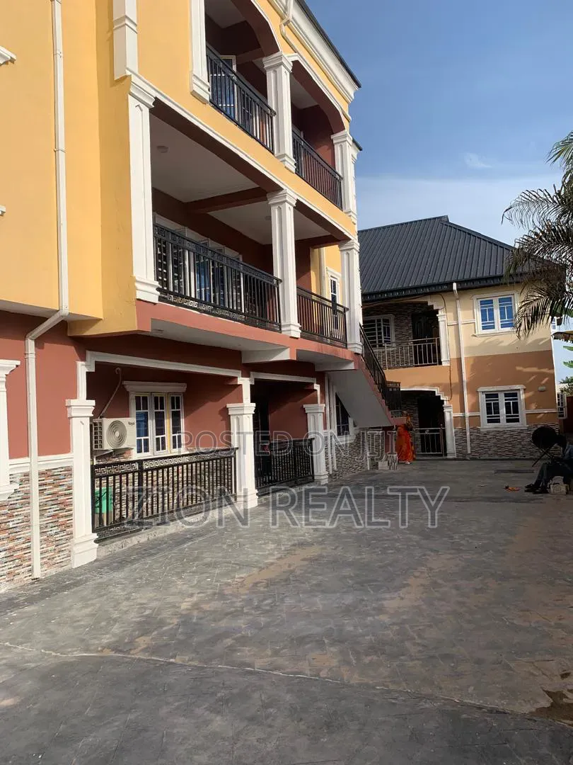 2bdrm Apartment in Mopo, Awoyaya for rent in Awoyaya