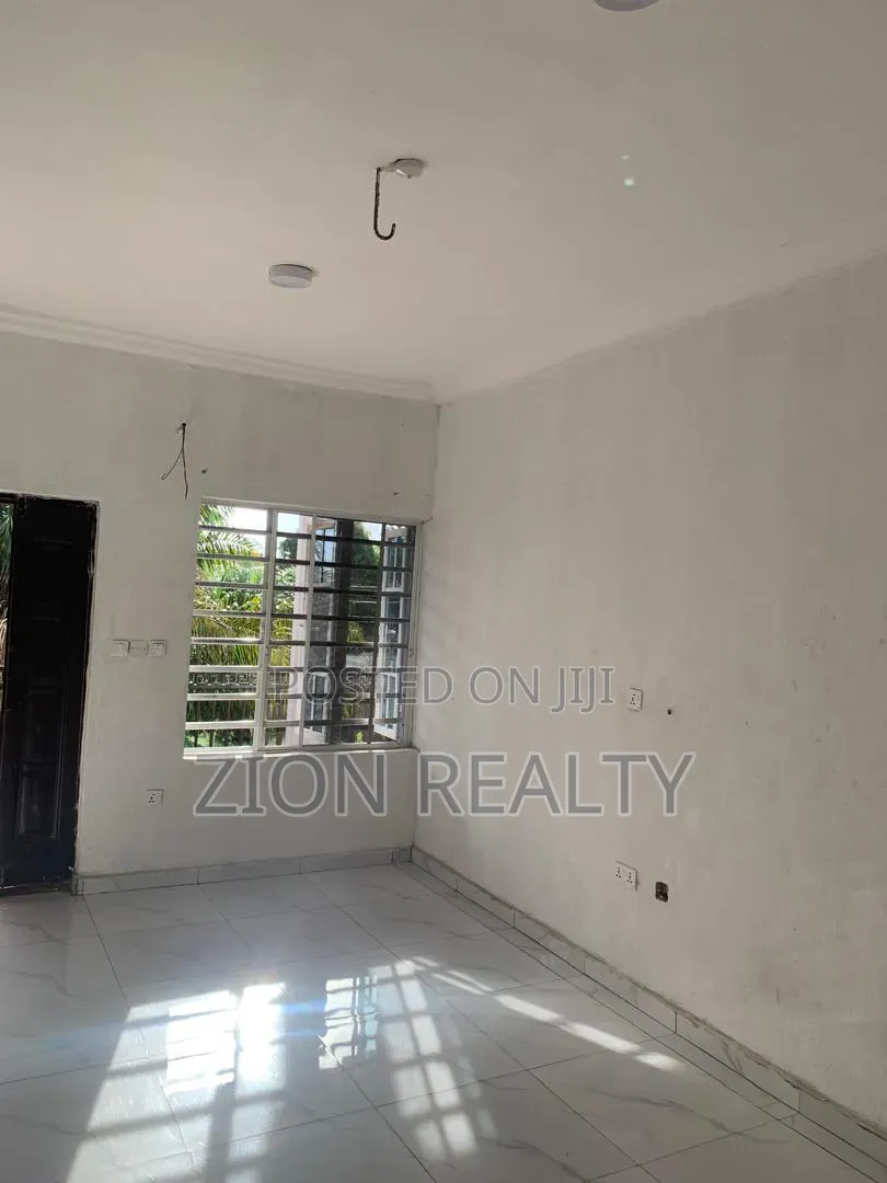 2bdrm Apartment in Mopo, Awoyaya for rent in Awoyaya