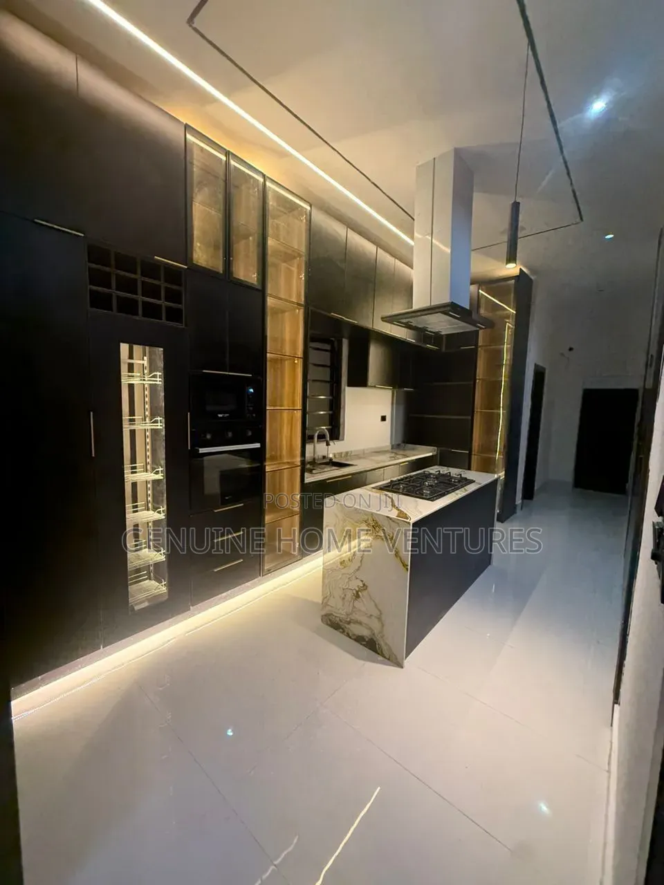 5bdrm Duplex in Sangotedo for sale in Sangotedo