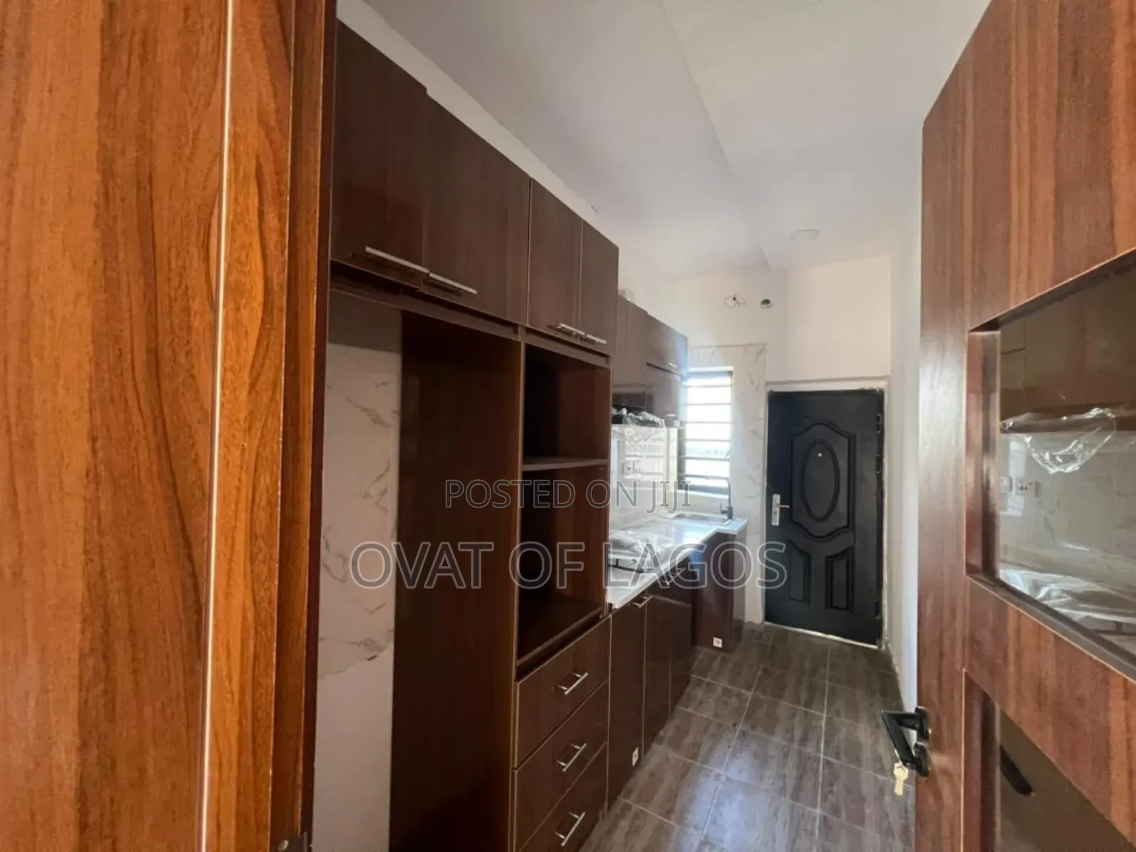 4bdrm Duplex in Ikota Villa for sale in Ikota