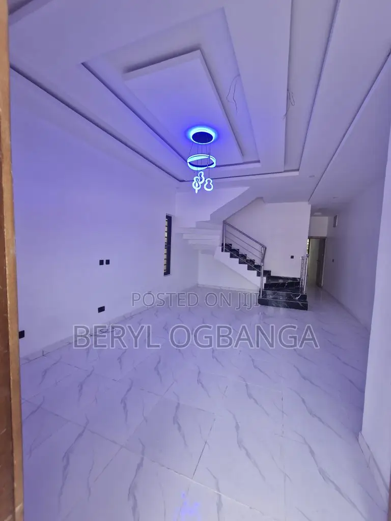 4bdrm Duplex in Ado / Ajah for sale in Ado / Ajah