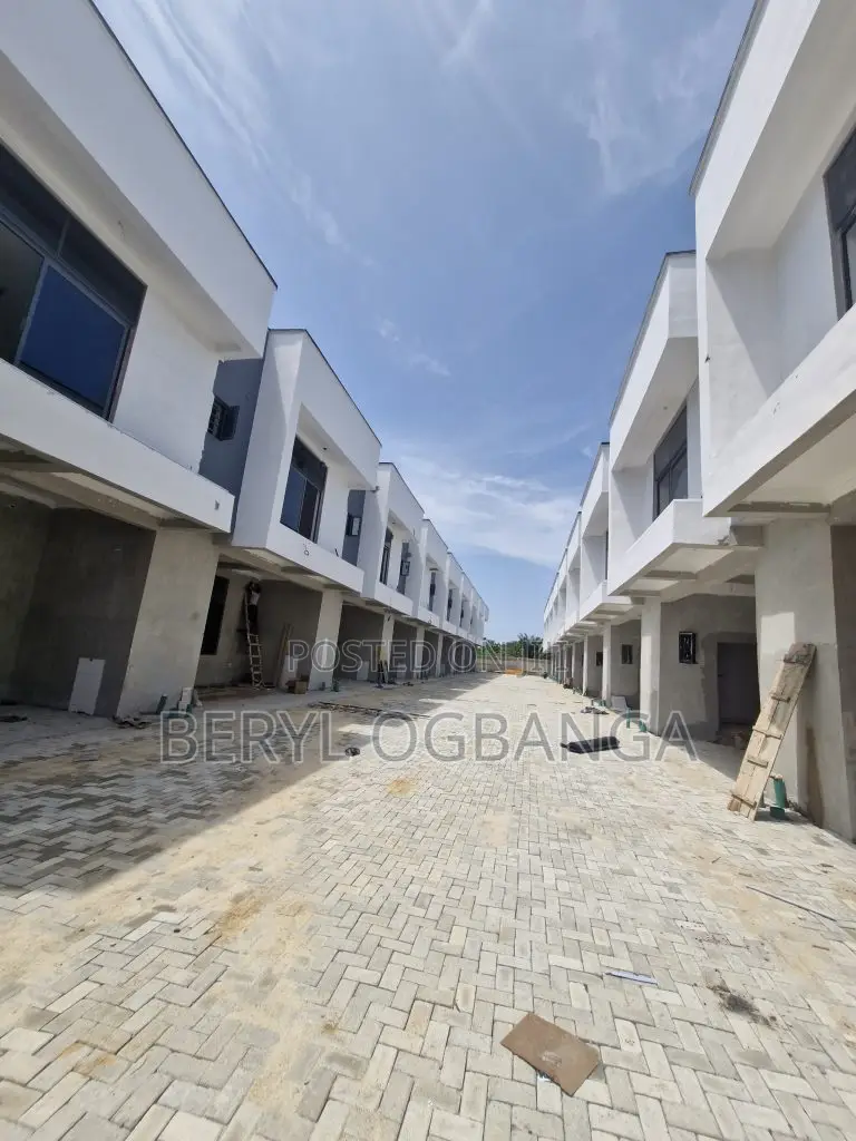 4bdrm Duplex in Ado / Ajah for sale in Ado / Ajah