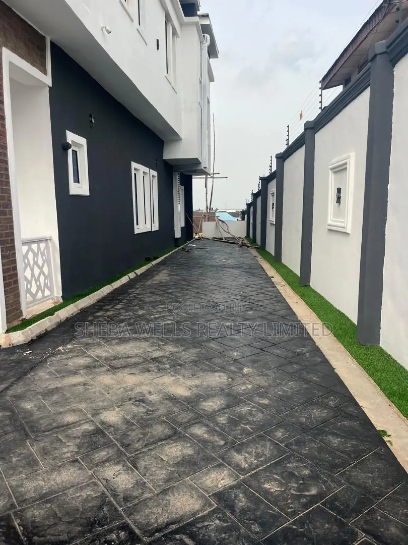 3bdrm Duplex in Magodo Phase 1 for sale in GRA Phase 1