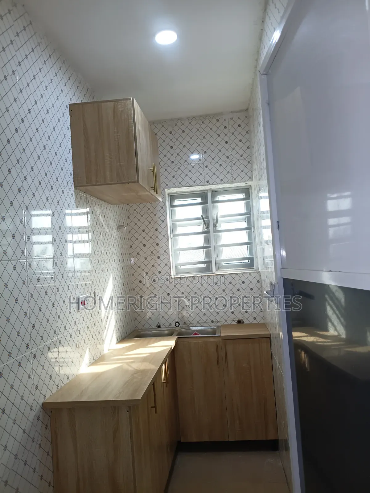 Furnished 2bdrm Apartment in Akesan for rent in Akesan