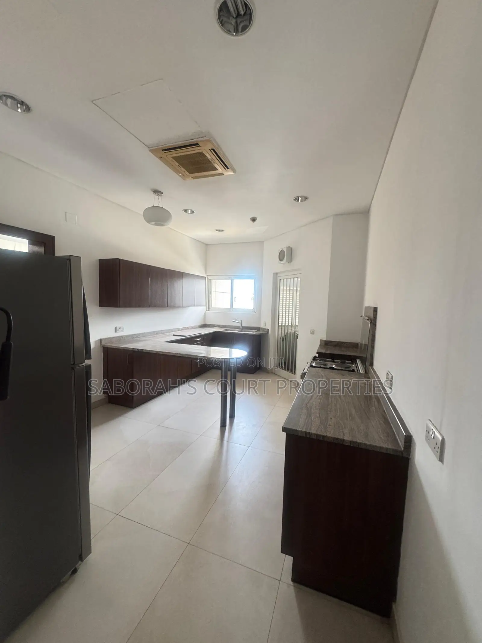 3bdrm Apartment in Banana Island for rent in Banana Island