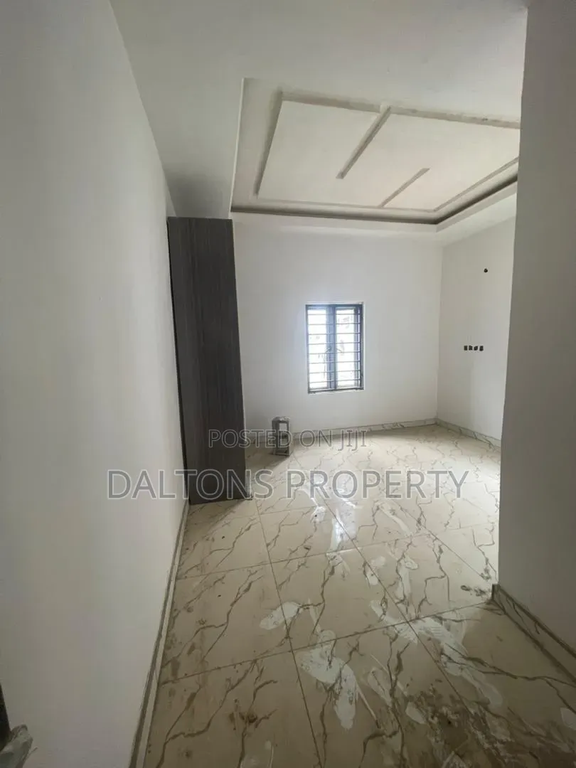 3bdrm Duplex in Sally Best, Sabon Lugbe for rent in Sabon Lugbe