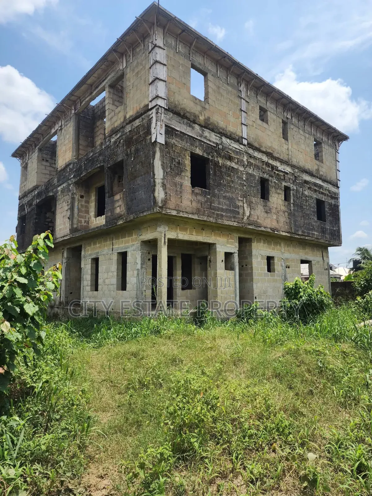 10bdrm Block of Flats in City Estate, Uyo for sale in Uyo
