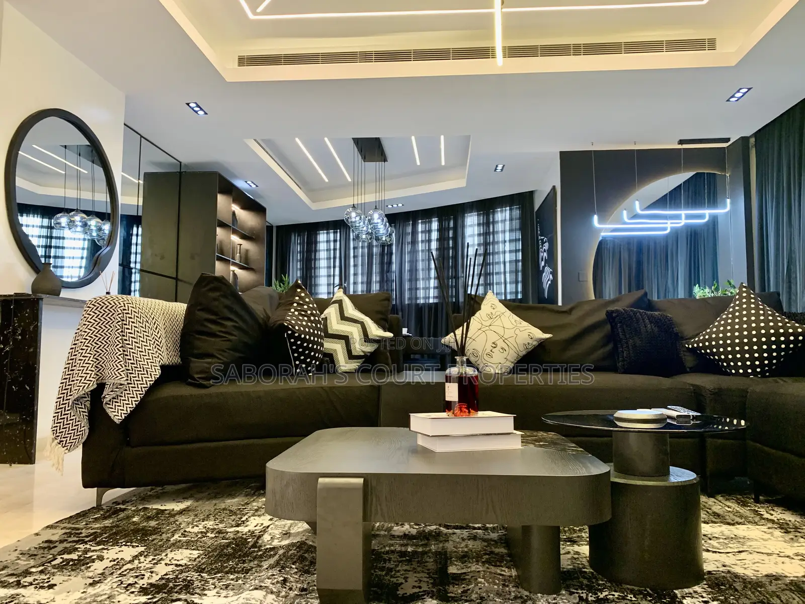 Furnished 4bdrm Mansion in Ahmadu Bello Way for rent in Ahmadu Bello Way