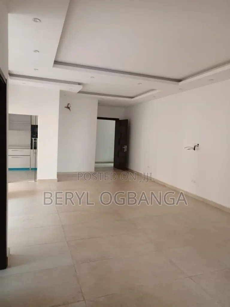 2bdrm Apartment in Ahmadu Bello Way for sale in Ahmadu Bello Way