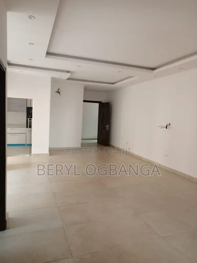 2bdrm Apartment in Ahmadu Bello Way for sale in Ahmadu Bello Way