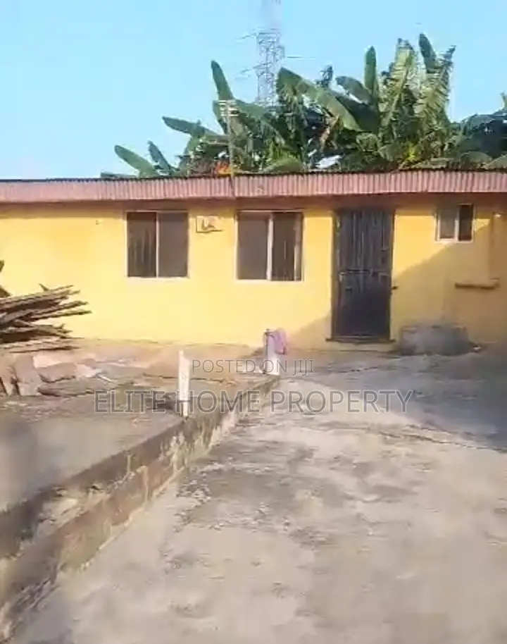 3bdrm House in White House, Abule Egba for sale in Abule Egba