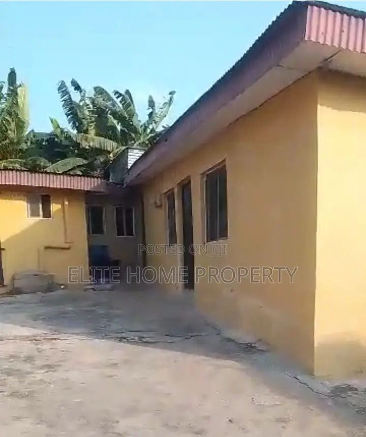 3bdrm House in White House, Abule Egba for sale in Abule Egba