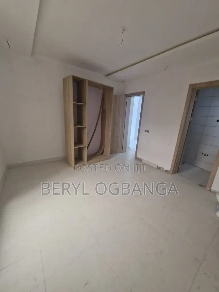2bdrm Apartment in Lekki Phase 1 for sale in Lekki Phase 1