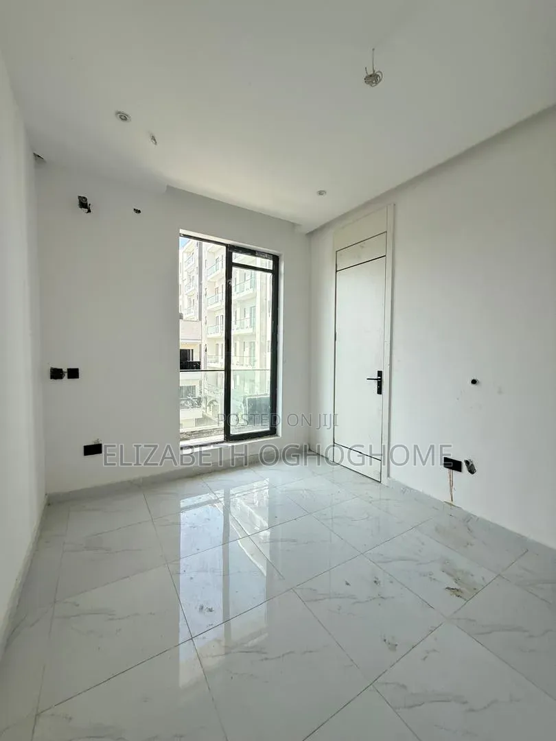 2bdrm Apartment in Lekki Phase 1 for sale in Lekki Phase 1