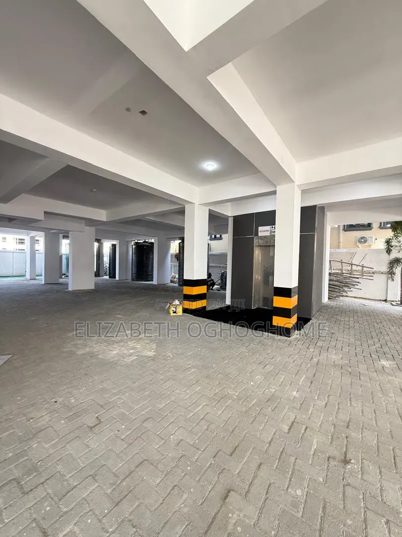 2bdrm Apartment in Lekki Phase 1 for sale in Lekki Phase 1