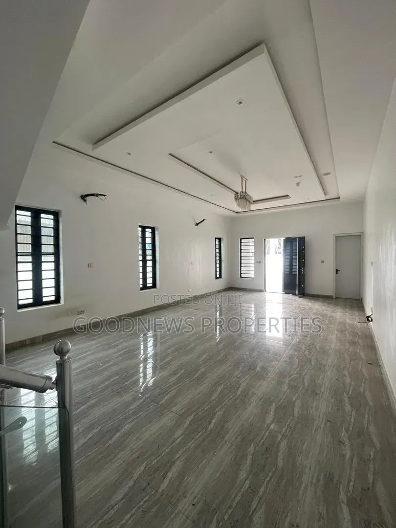 4bdrm Duplex in Ologolo for rent in Ologolo