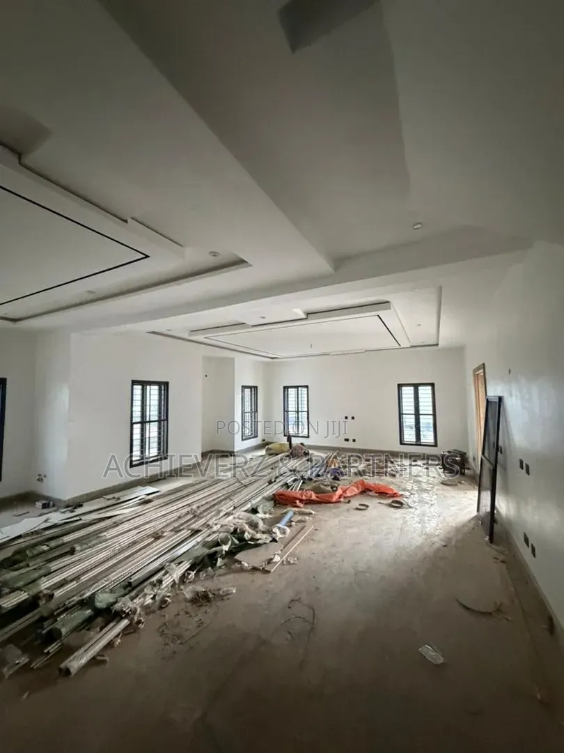 5bdrm Duplex in Asokoro for sale in Asokoro
