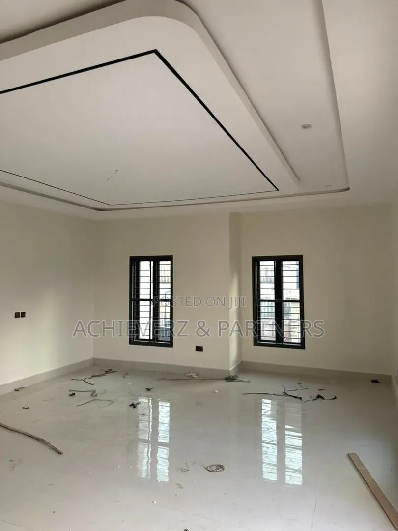 5bdrm Duplex in Asokoro for sale in Asokoro
