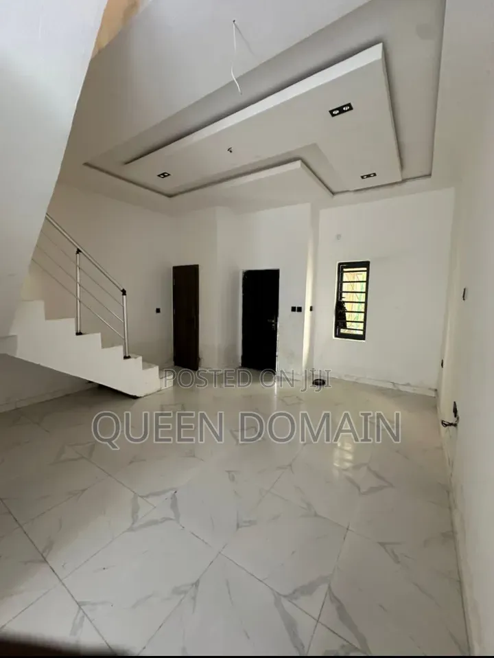 2bdrm Duplex in Peace Estate, Sangotedo for rent in Sangotedo