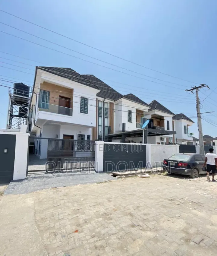 4bdrm Duplex in Ikota Gra for rent in Ikota