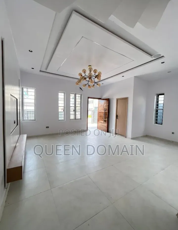 4bdrm Duplex in Ikota Gra for rent in Ikota