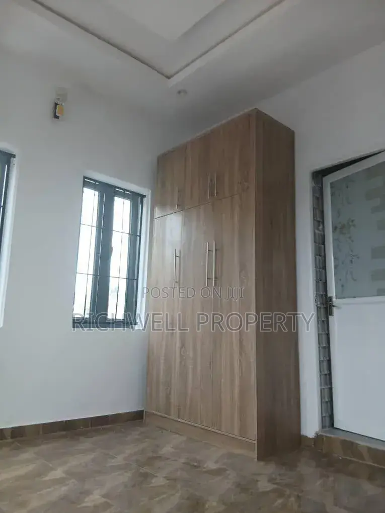 4bdrm Duplex in Elewure Opposite for sale in Ibadan
