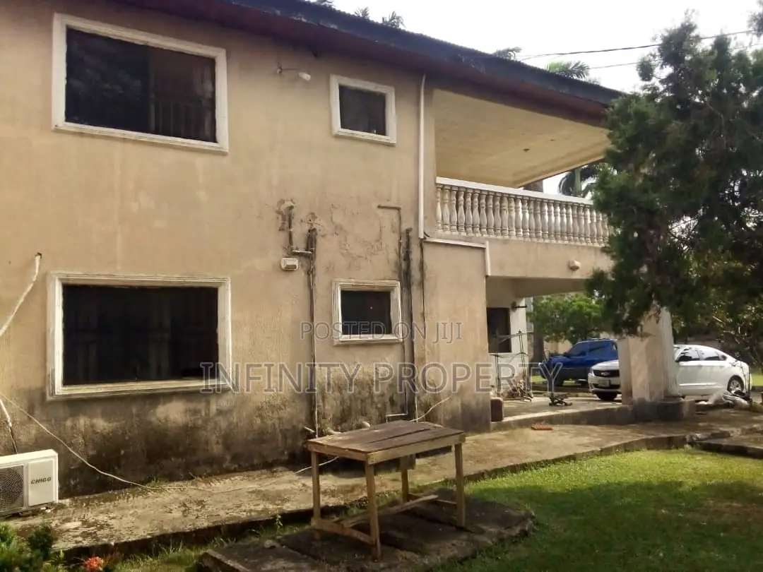 5bdrm Duplex in G R A, Benin City for sale in Benin City