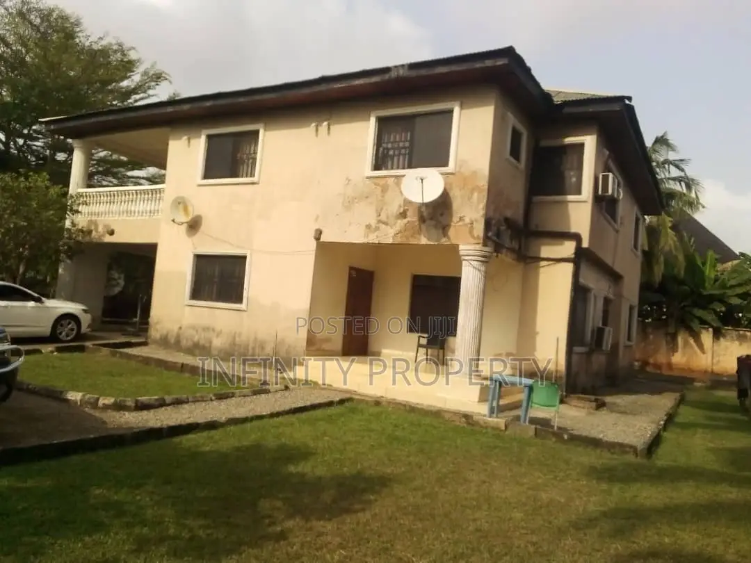 5bdrm Duplex in G R A, Benin City for sale in Benin City