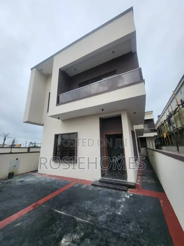 4bdrm Duplex in View Estate for sale in Abraham Adesanya Estate