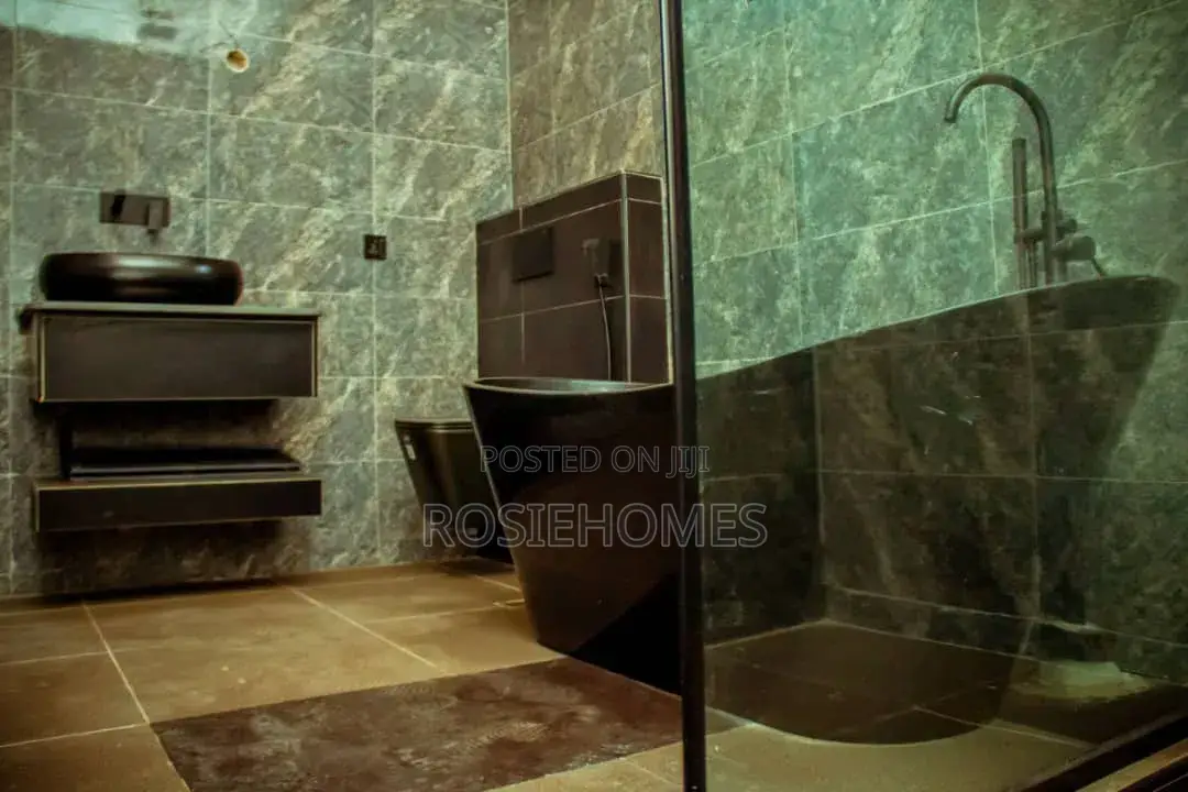 4bdrm Duplex in View Estate for sale in Abraham Adesanya Estate